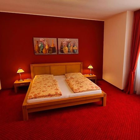 Penzion Valkoun-Lilienfeld Karlovy Vary Luaran gambar